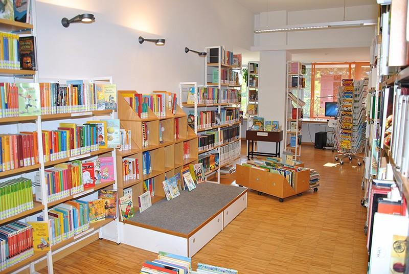 Innenansicht: Bibliothek Mariaenzersdorf